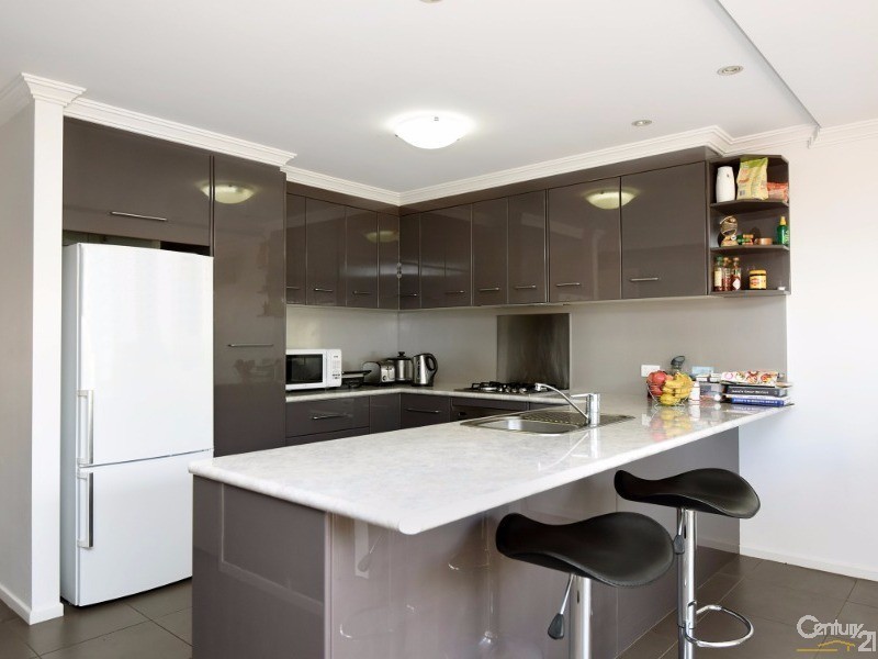 3/19B Gladstone Street, Newtown QLD 4350