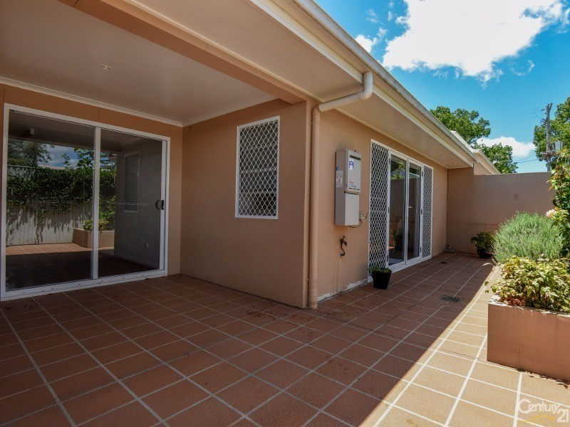 3/19B Gladstone Street, Newtown QLD 4350