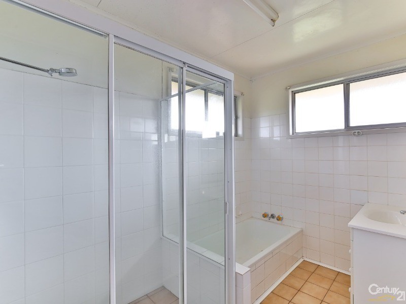 14 Smithfield Street, Harristown QLD 4350