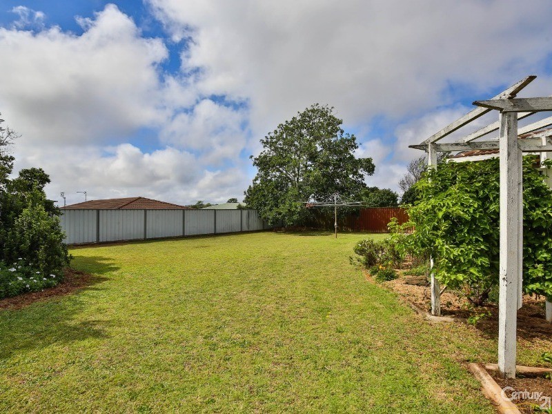 14 Smithfield Street, Harristown QLD 4350
