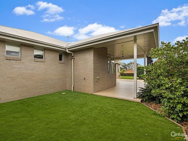 84 Spring Street, Middle Ridge QLD 4350