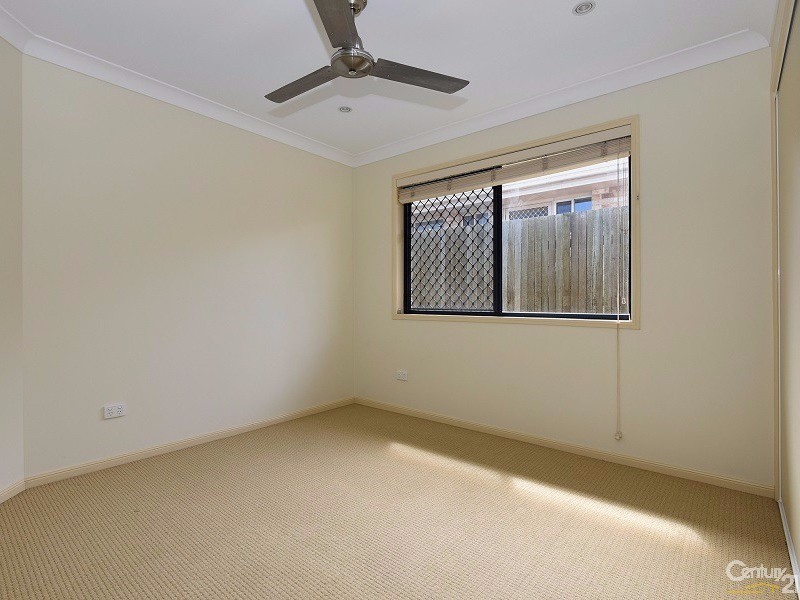 2/63  Luck Street, Drayton QLD 4350