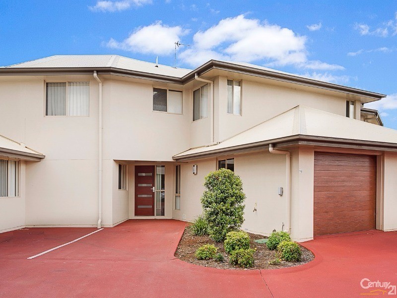 16/16  Anzac Avenue, Newtown QLD 4350