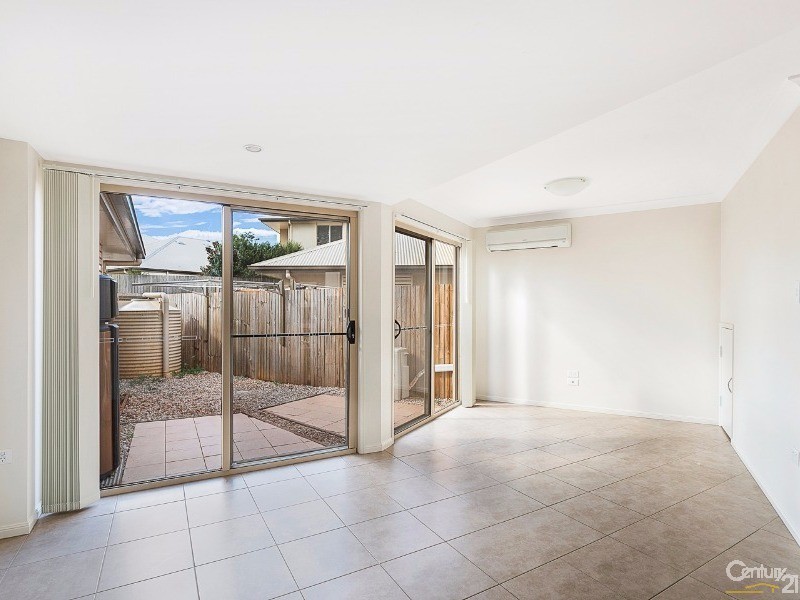 16/16  Anzac Avenue, Newtown QLD 4350