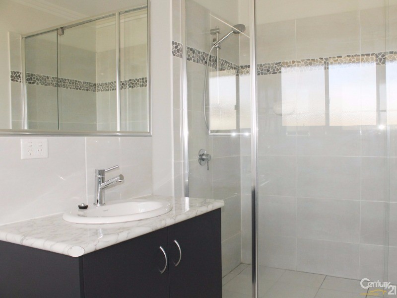 19 Willis Road, Meringandan West QLD 4352