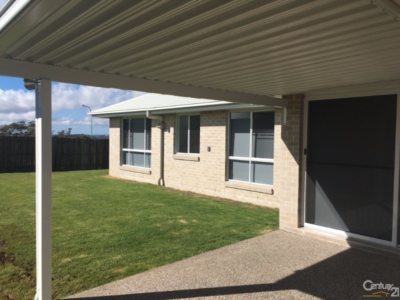 4 Renshaw Crescent, Kearneys Spring QLD 4350