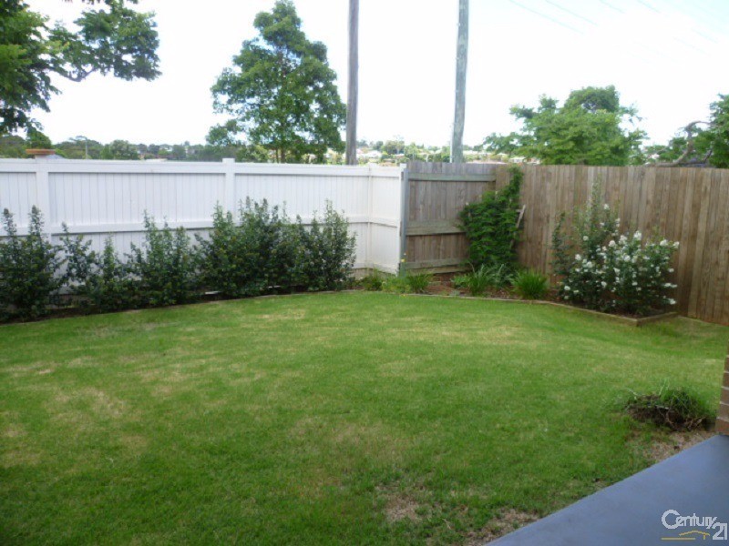 1/46 Gordon Avenue, Newtown QLD 4350