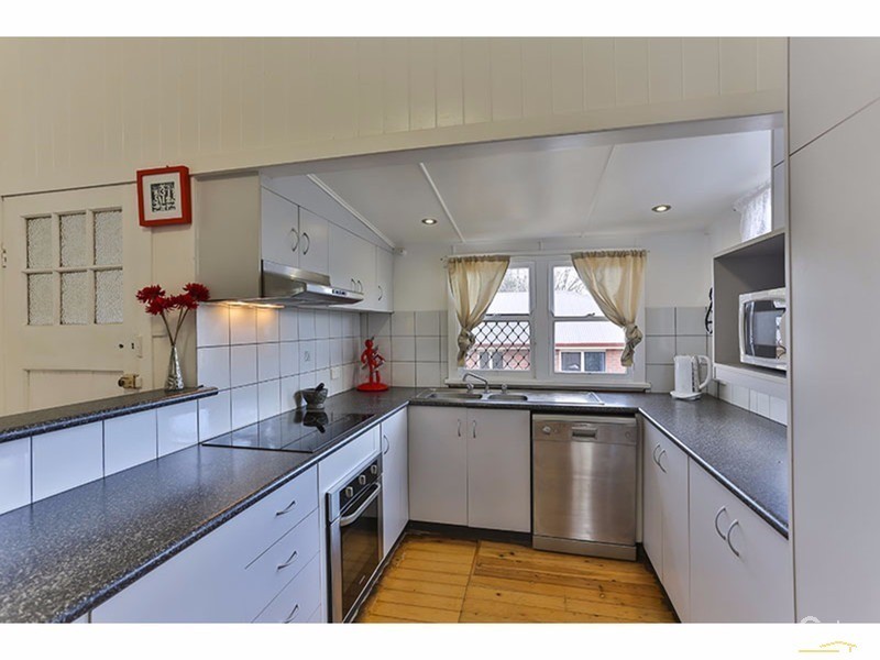 72   James Street, Rangeville QLD 4350