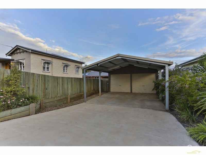 72   James Street, Rangeville QLD 4350