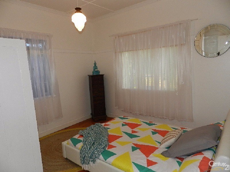 71 Cranley Street, South Toowoomba QLD 4350