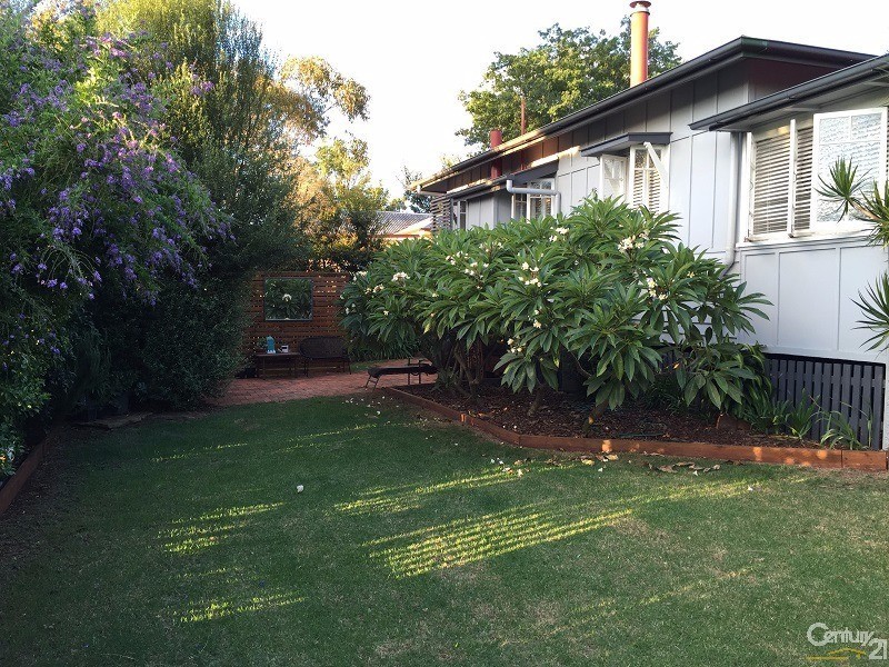 71 Cranley Street, South Toowoomba QLD 4350
