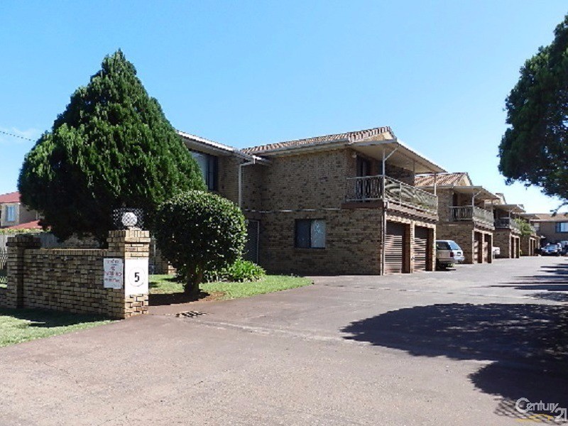 9/21  Herries Street, East Toowoomba QLD 4350