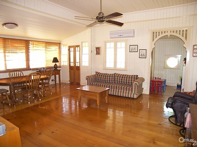 17 Vacy Street, Newtown QLD 4350