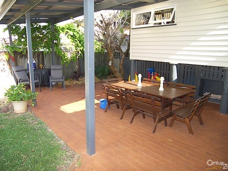 17 Vacy Street, Newtown QLD 4350