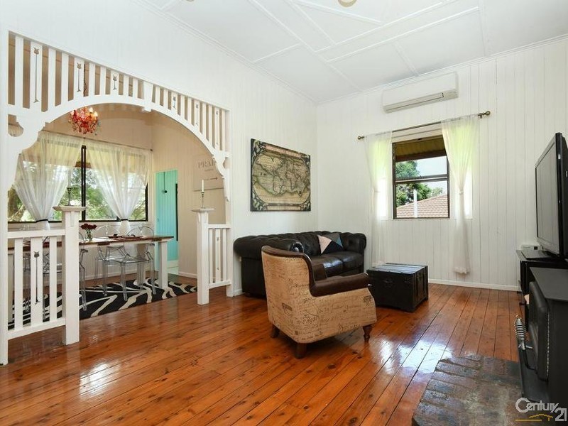 18 Hume Street, North Toowoomba QLD 4350