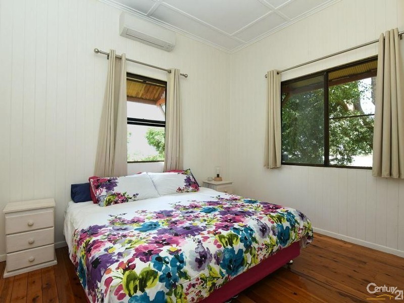 18 Hume Street, North Toowoomba QLD 4350