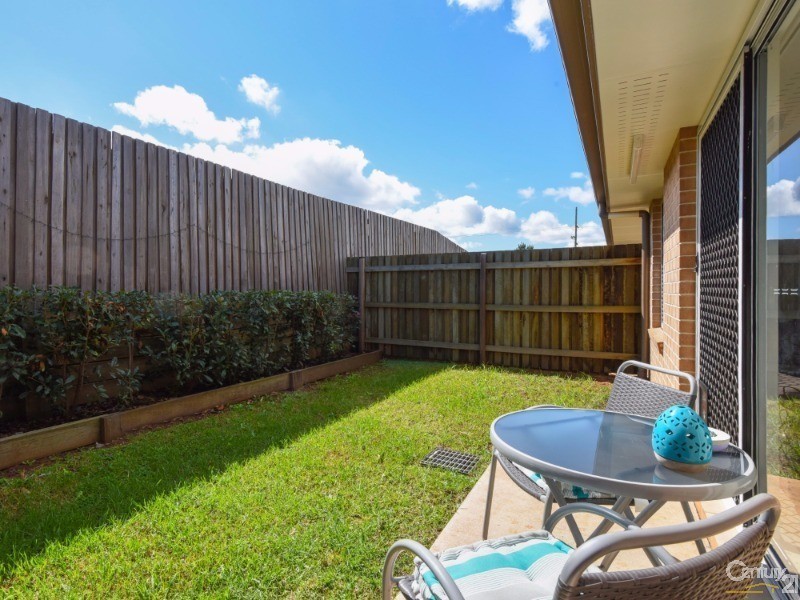 2/1 Lacaze Street, Wilsonton QLD 4350