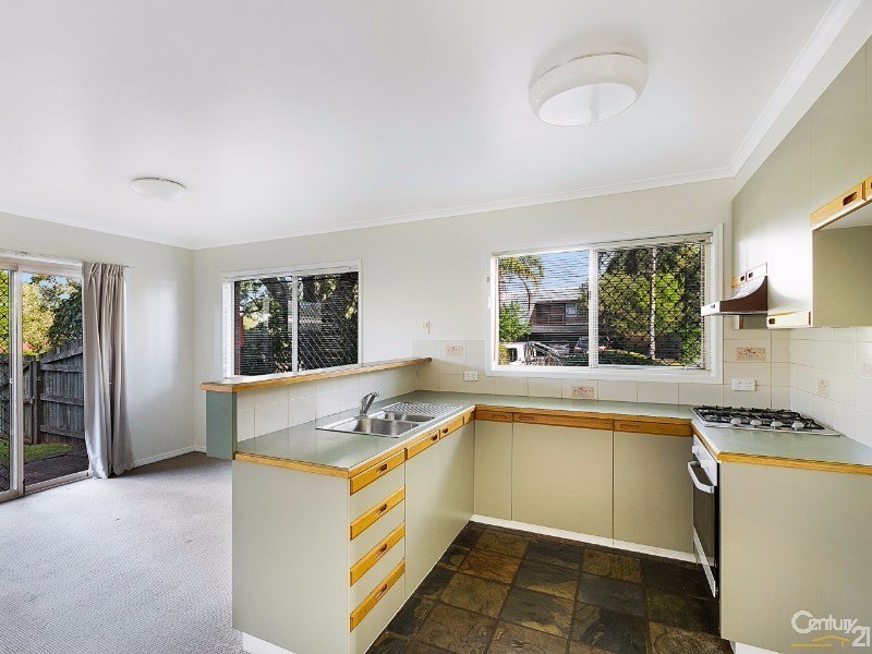 1/247  Herries Street, Newtown QLD 4350