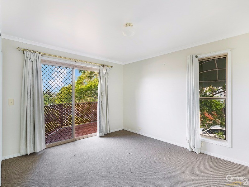 1/247  Herries Street, Newtown QLD 4350