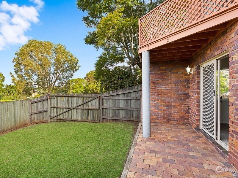 1/247  Herries Street, Newtown QLD 4350
