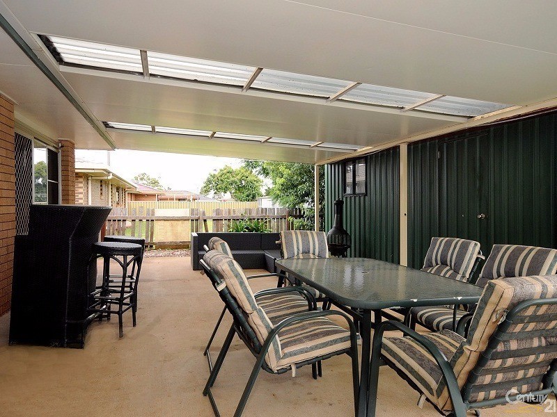 17  Cambridge Street, Harristown QLD 4350