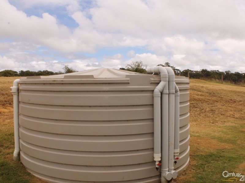 19  Willis Road, Meringandan West QLD 4352