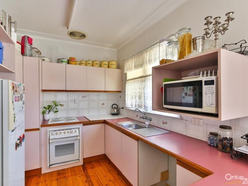 293a  West Street, Harristown QLD 4350