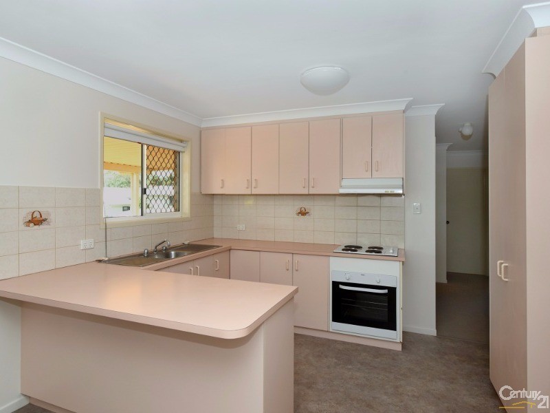 10 Muller Street, Kearneys Spring QLD 4350