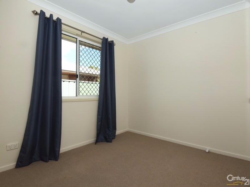 10 Muller Street, Kearneys Spring QLD 4350