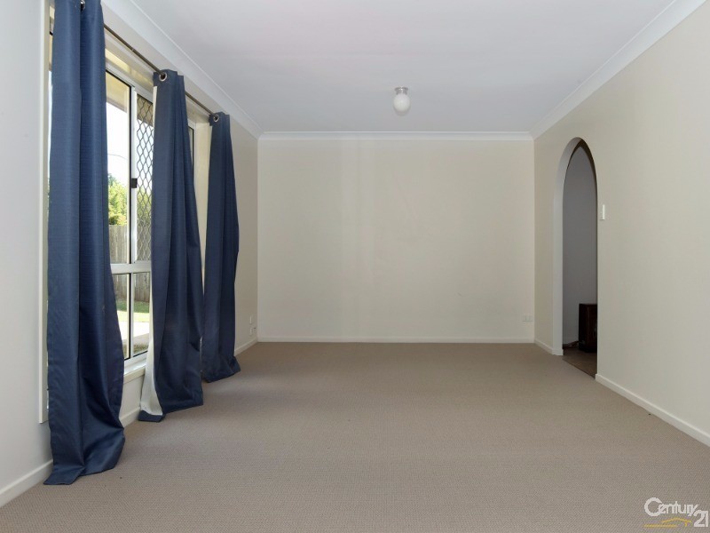 10 Muller Street, Kearneys Spring QLD 4350