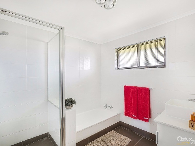 146 Baker Street, Darling Heights QLD 4350