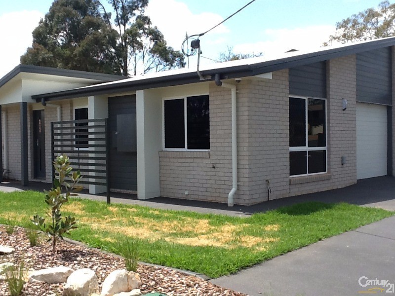 1/37  Boyett Street, Centenary Heights QLD 4350