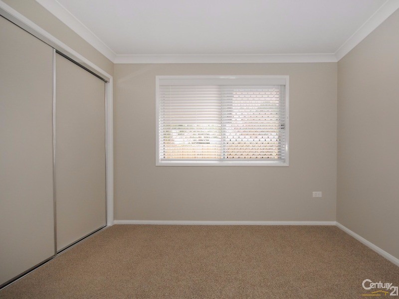 1/37  Boyett Street, Centenary Heights QLD 4350