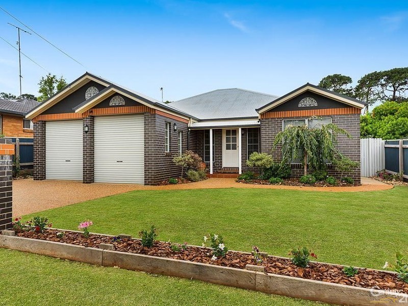 8 Loveday Street, Rangeville QLD 4350