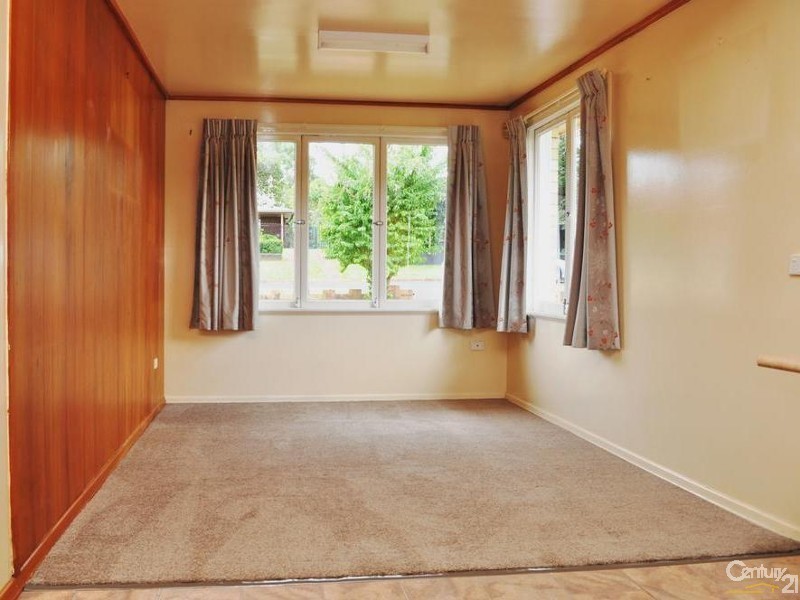 12 Geoffrey Street, Mount Lofty QLD 4350