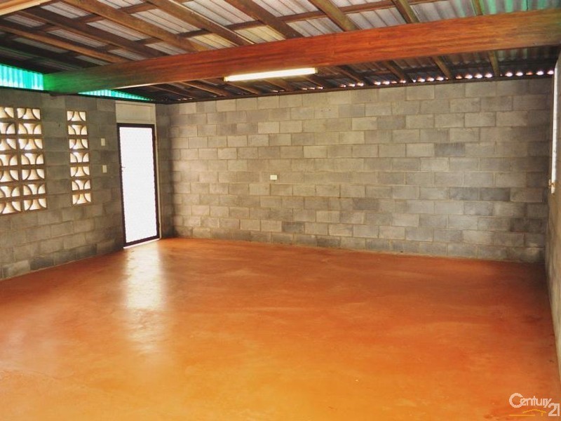 12 Geoffrey Street, Mount Lofty QLD 4350