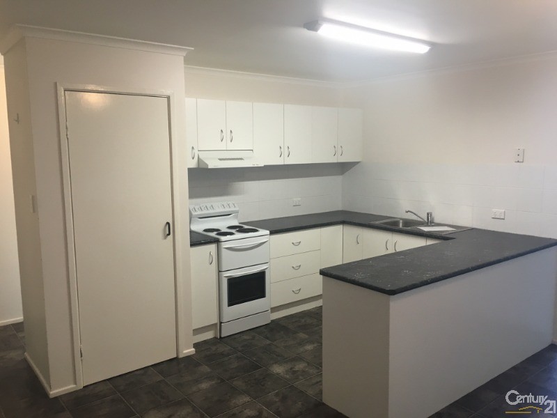 2  Wilga Court, Newtown QLD 4350
