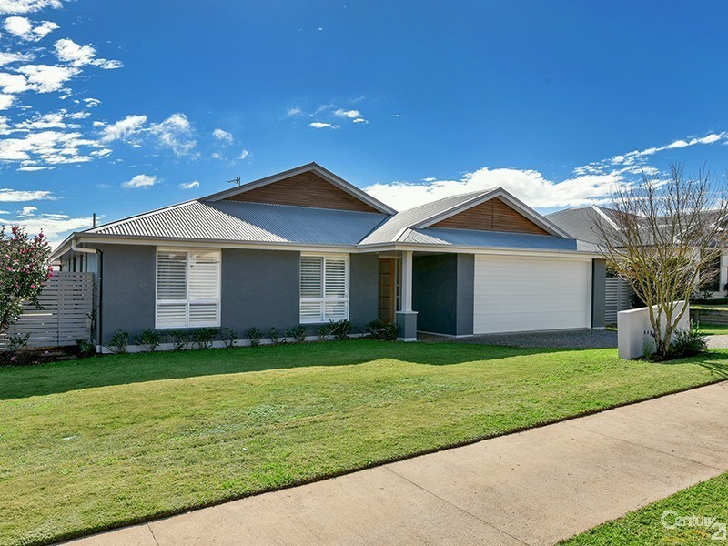 37 McClymont Drive, Rangeville QLD 4350