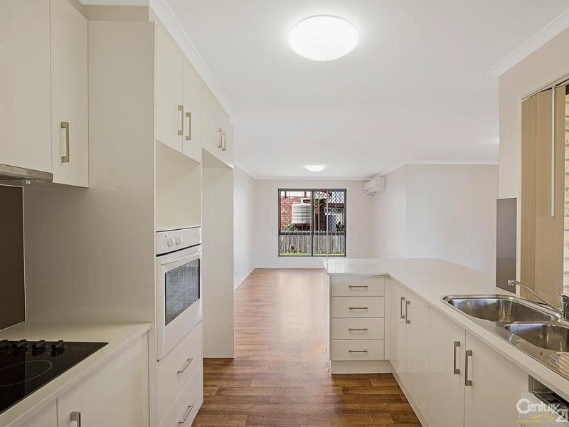 12 Poinciana Street, Newtown QLD 4350