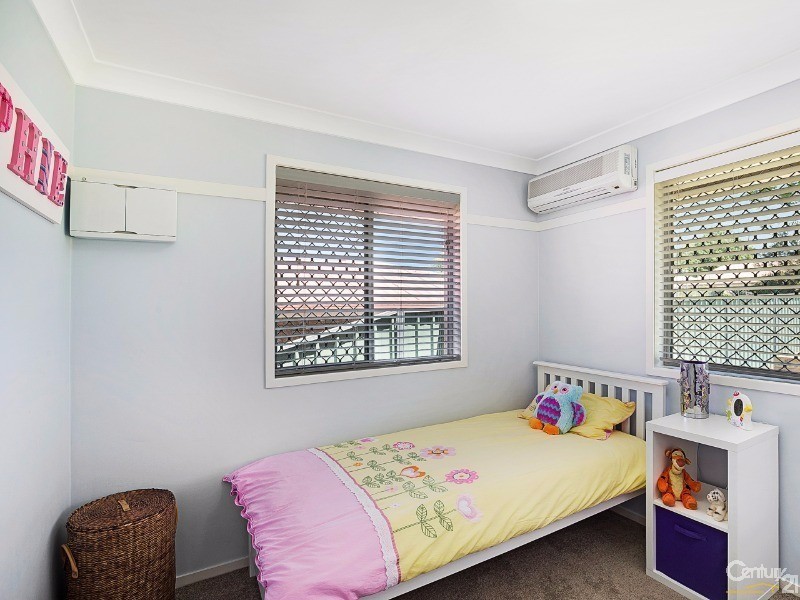 33 Cleary Street, Centenary Heights QLD 4350