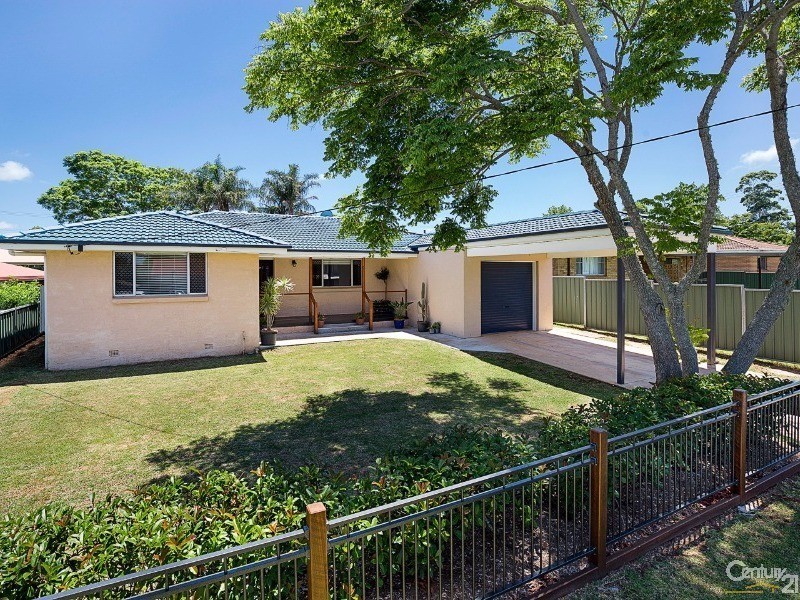 33 Cleary Street, Centenary Heights QLD 4350