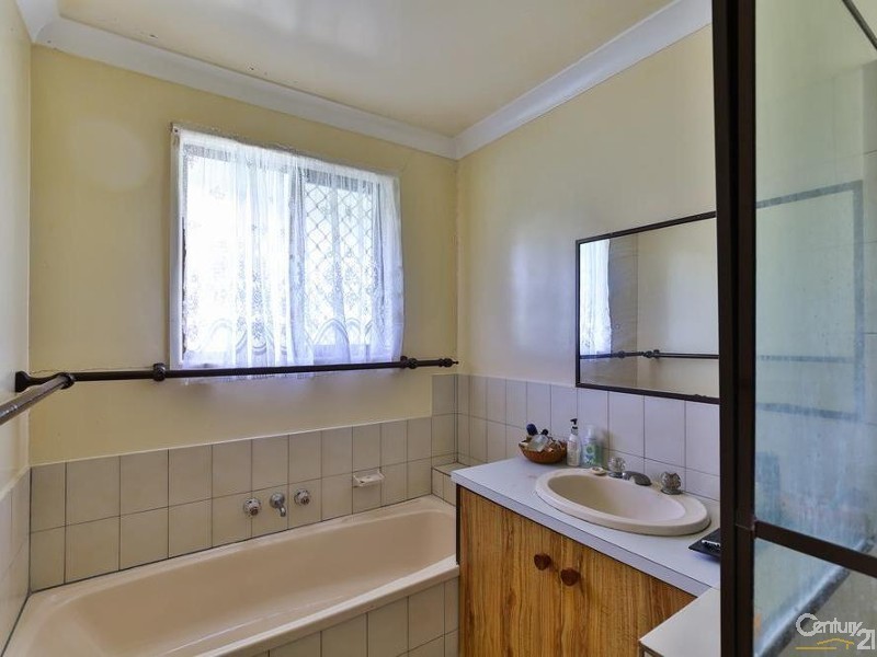 43 Yalumba Crescent, Wilsonton Heights QLD 4350