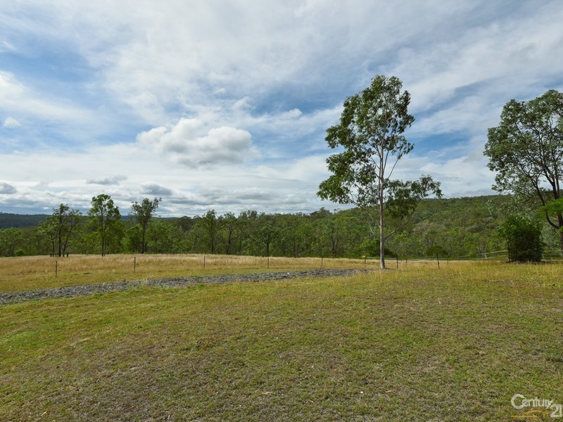 191 Walkers Road, Rockmount QLD 4344