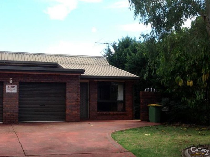 1/5 Riethmuller Street, Kearneys Spring QLD 4350