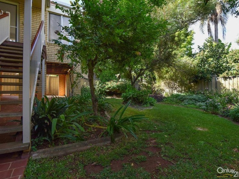 2a Mansford Street, North Toowoomba QLD 4350