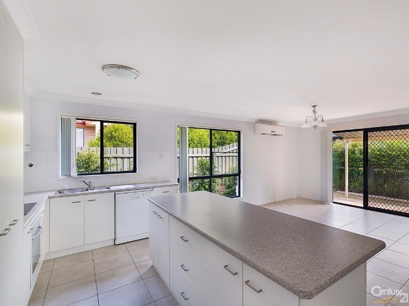 2/28 Canning Street, Drayton QLD 4350