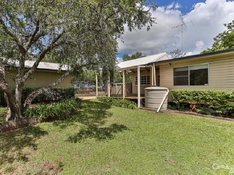 31  Long Street, Rangeville QLD 4350