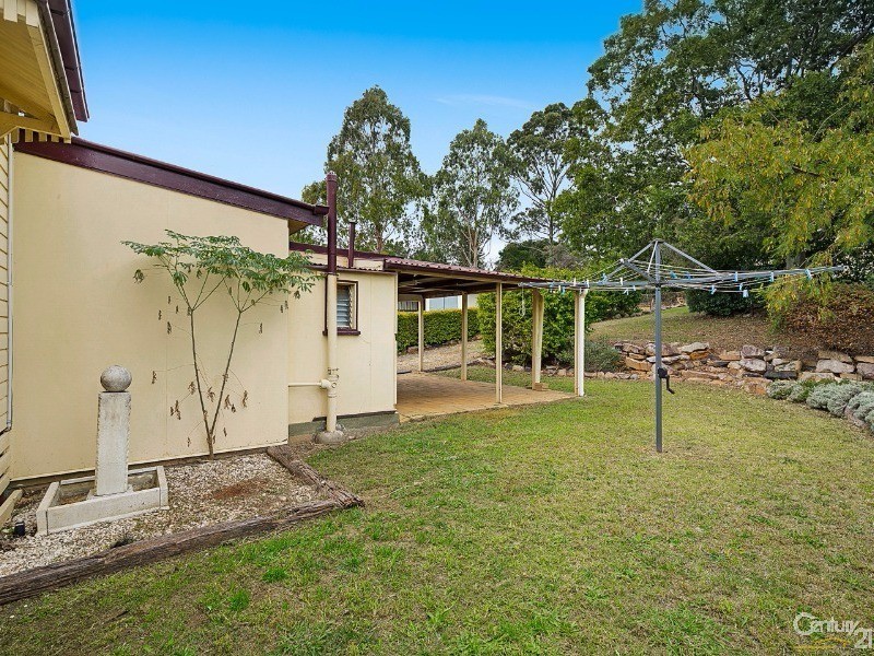 24 Christmas Street, North Toowoomba QLD 4350