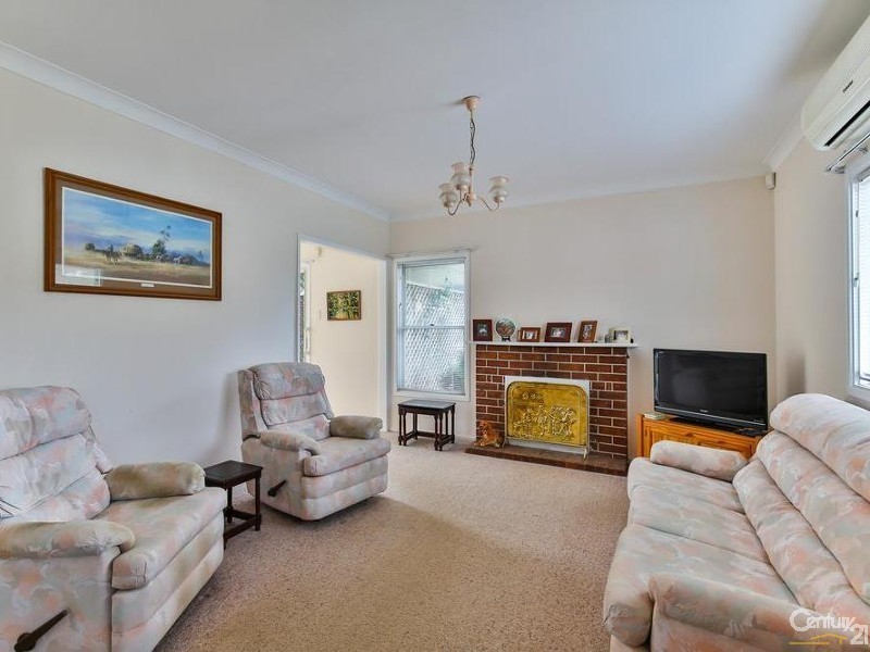 9 Webb Street, Rangeville QLD 4350