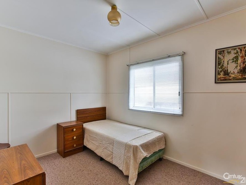 9 Webb Street, Rangeville QLD 4350